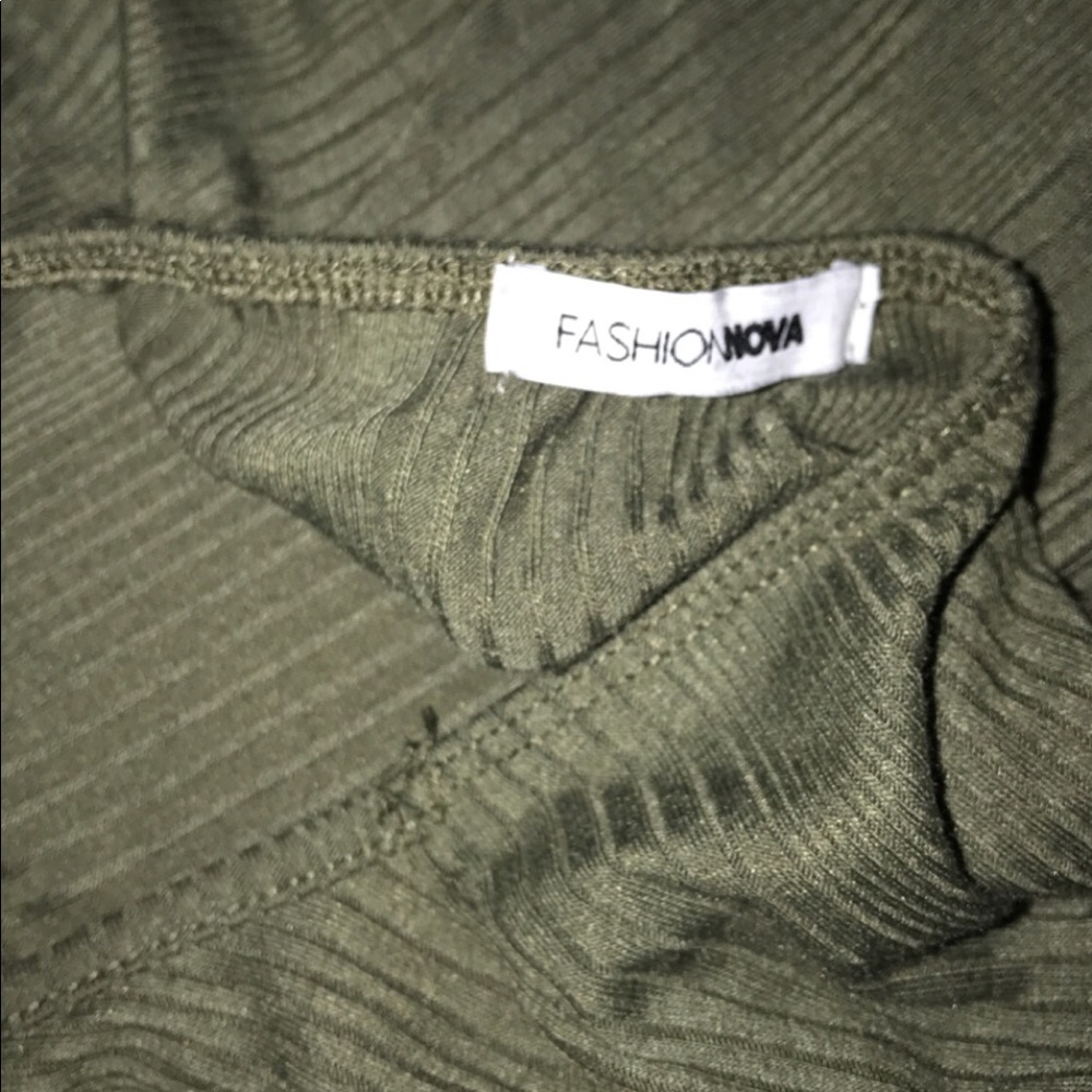 Fashion Nova halter top crop top olive green